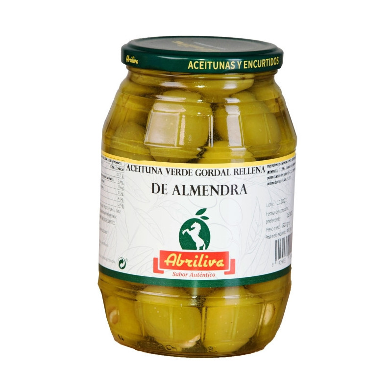 Aceituna gordal rellena de almendra